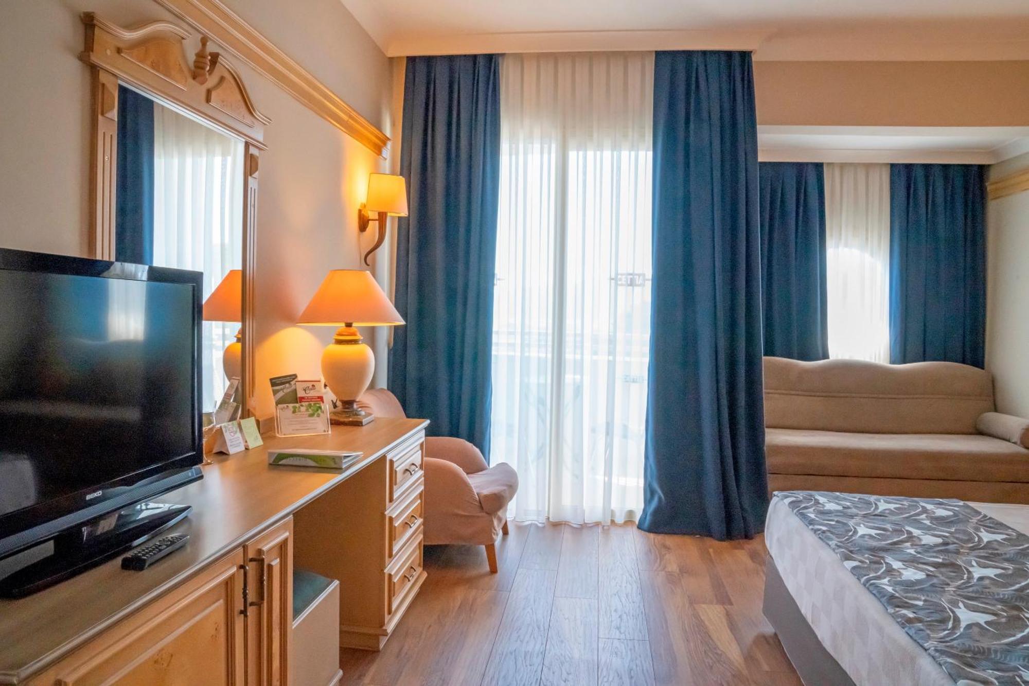 Grand Cettia Hotel Мармарис Екстериор снимка